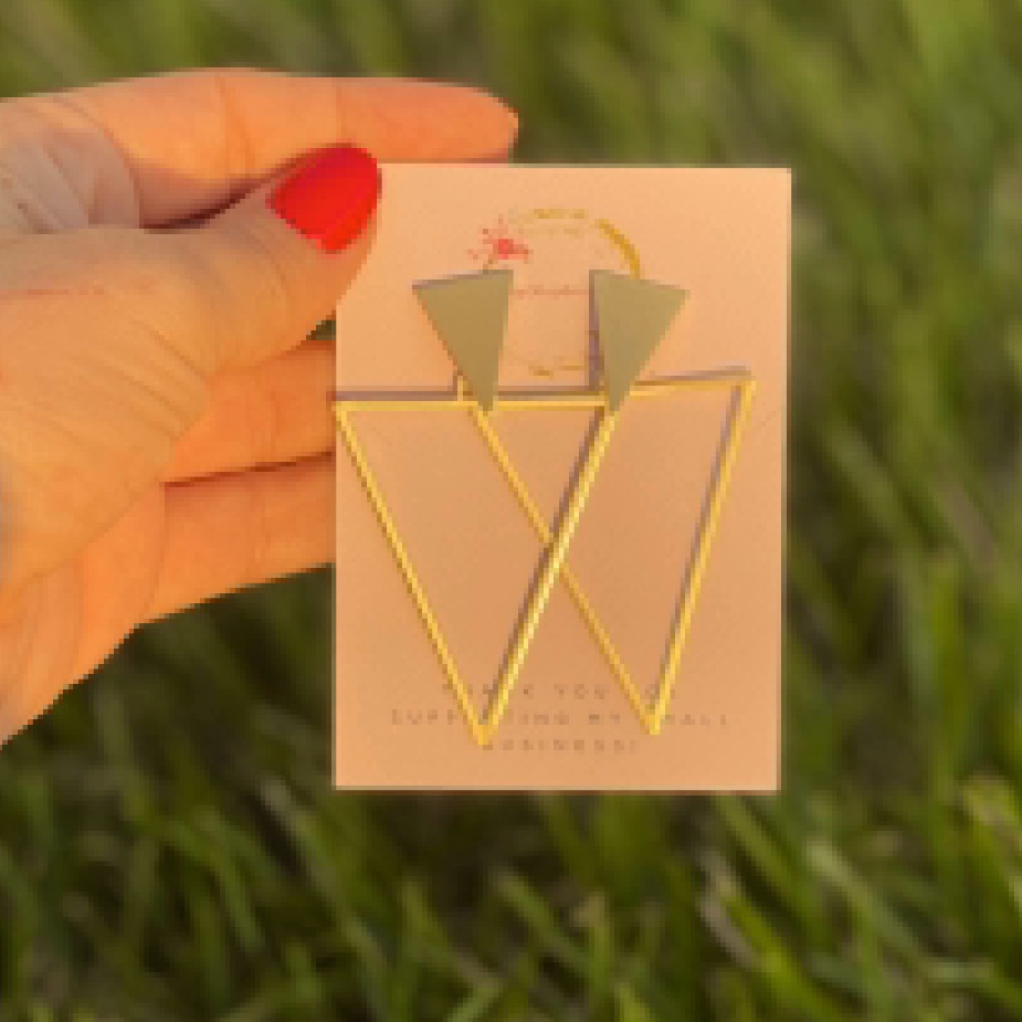 B2g1gold Triangular Geometric Dramatic Statement Earrings || Nwt